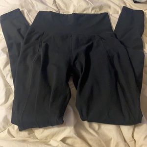 Surface Path Pocket Alphalete Leggings